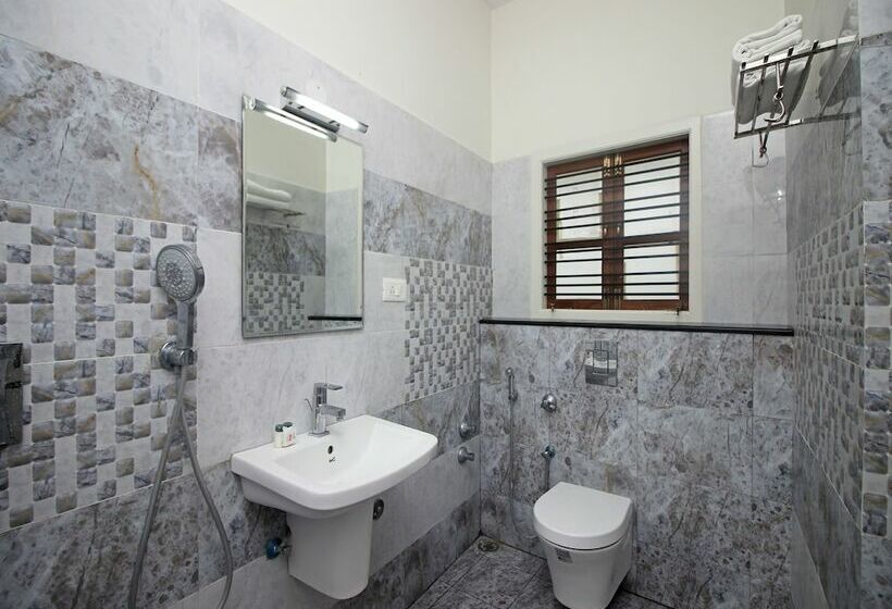 اتاق استاندارد, Oyo 9611 Near Chamundi Hills