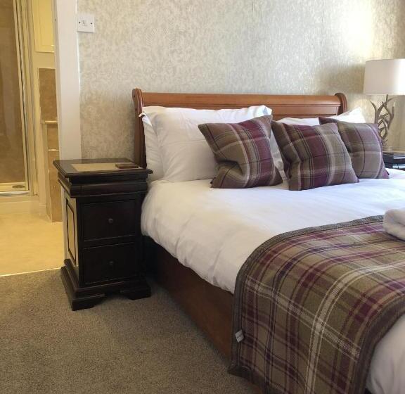 غرفة قياسية, The Millcroft