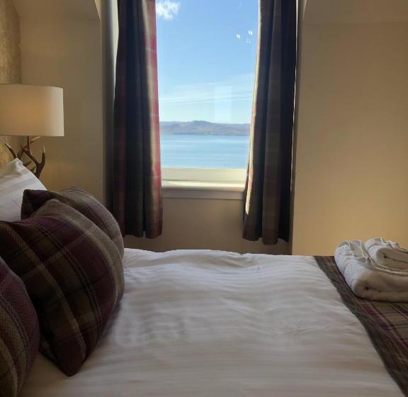 غرفة قياسية, The Millcroft