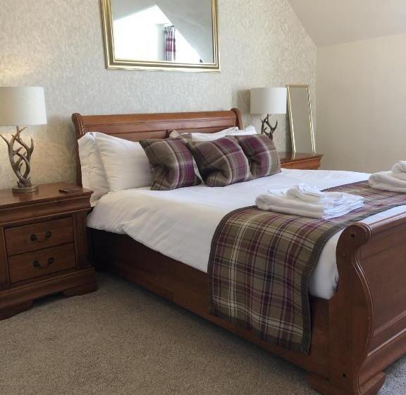 غرفة قياسية, The Millcroft