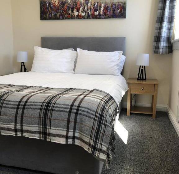 جناح, The Millcroft