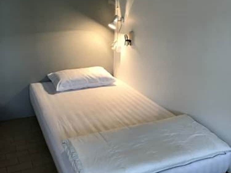 スタンダードルーム, Nesuto Hostel Ramkamhaeng 52