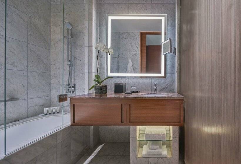 Deluxe Szoba, Grand Hyatt Manila