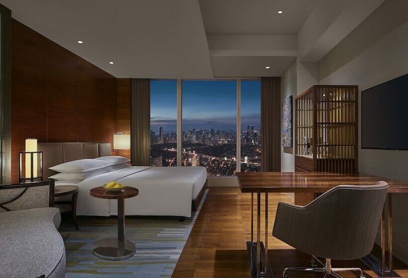 Club Szoba, Grand Hyatt Manila