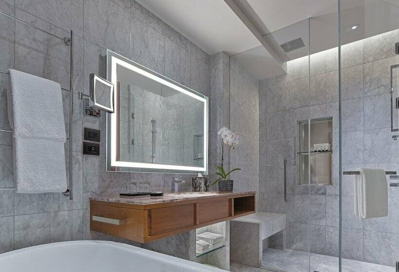 Номер Deluxe, Grand Hyatt Manila