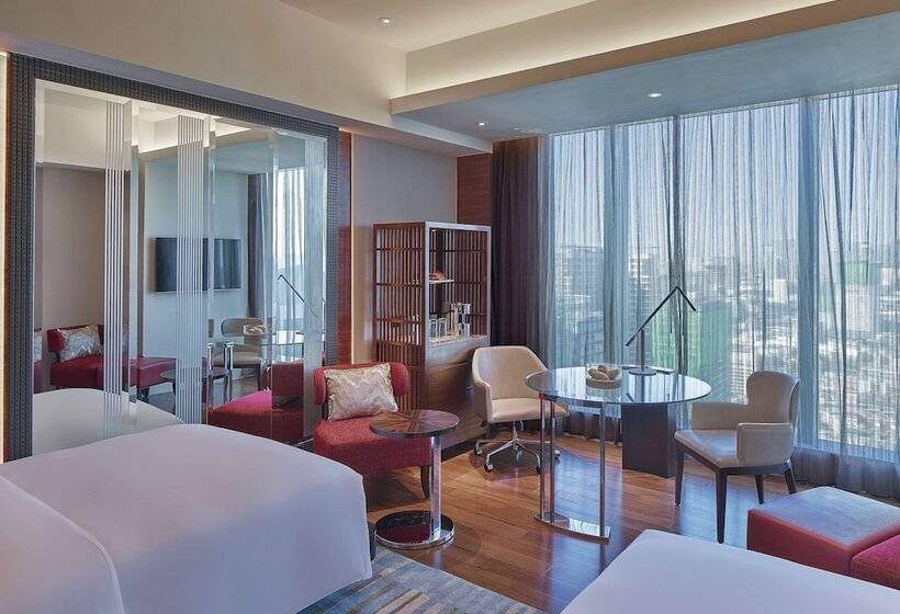 Deluxe Szoba, Grand Hyatt Manila