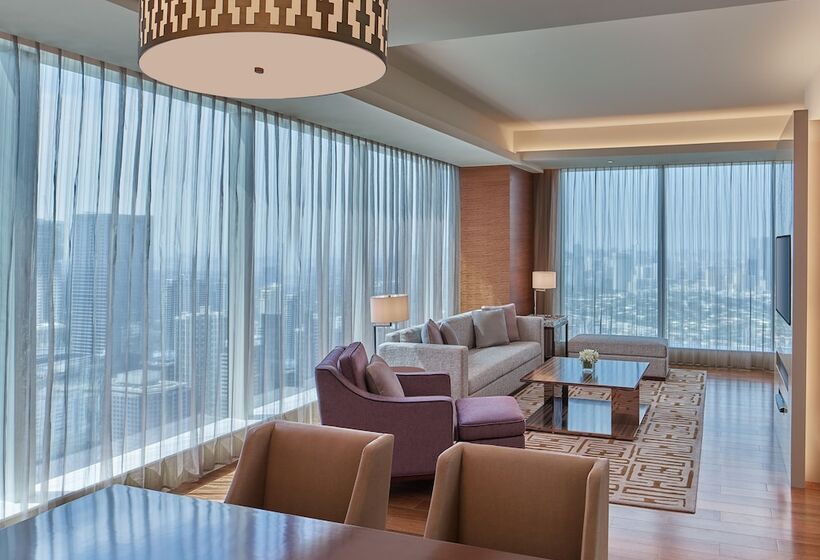Executive Suite, Grand Hyatt Manila