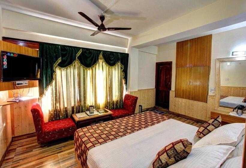 标准间, Highway Inn