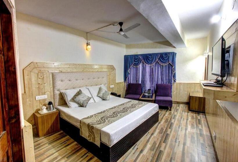 标准间, Highway Inn