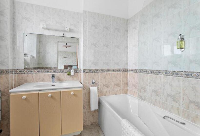 اتاق استاندارد, Marine