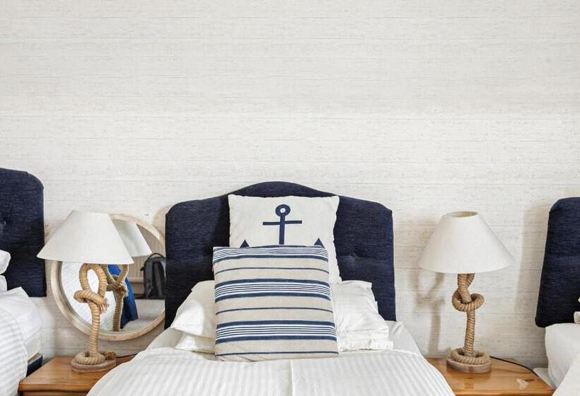 اتاق استاندارد سه نفره, Marine