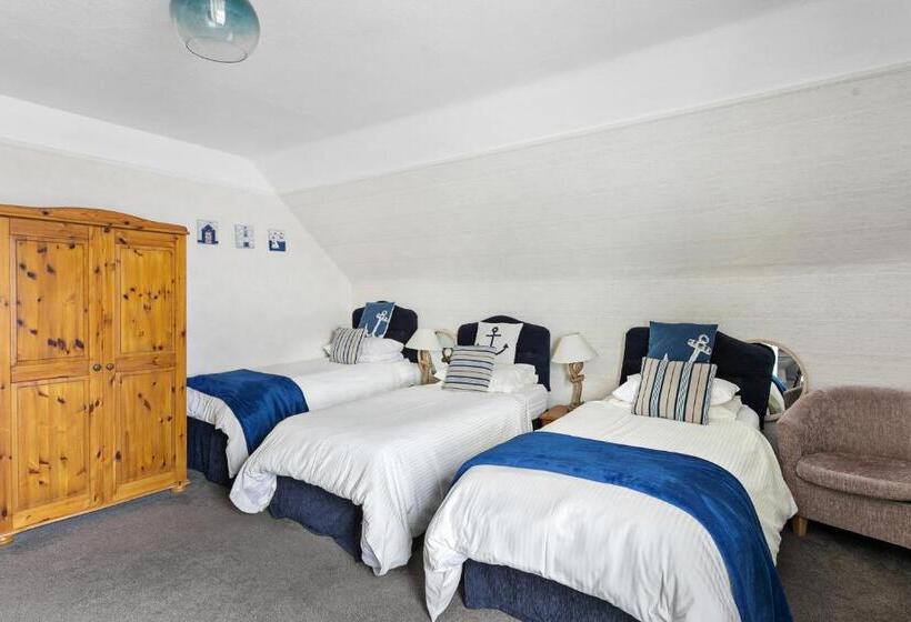 اتاق استاندارد سه نفره, Marine