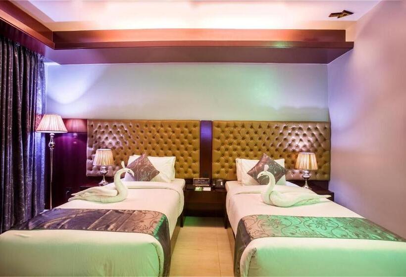 Cameră Deluxe, Momo Inn