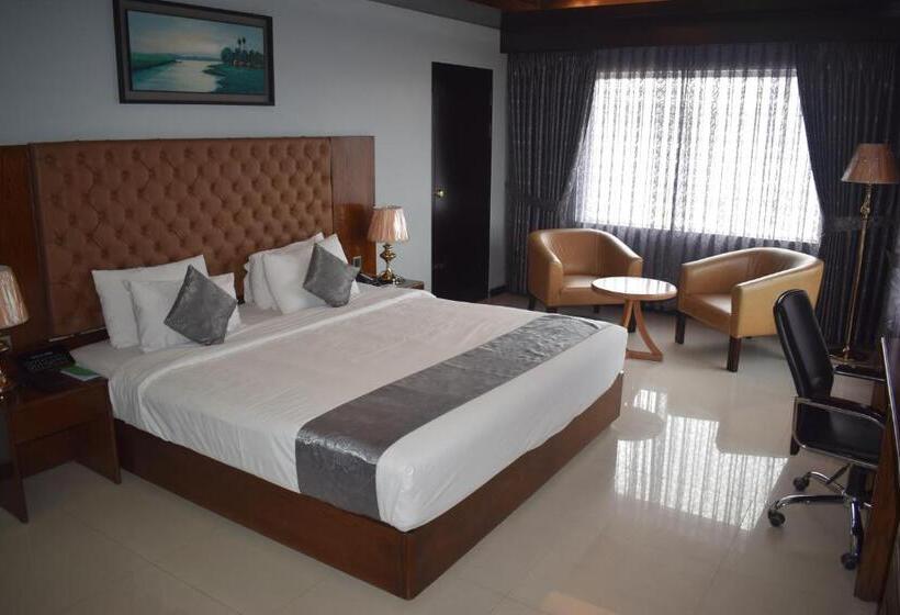 Cameră Superioară Pat King Size, Momo Inn