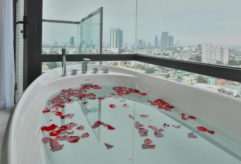 سوییت اجرایی, San Marino Boutique Danang