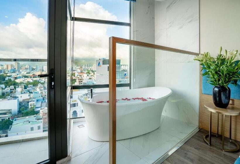 سوییت اجرایی, San Marino Boutique Danang