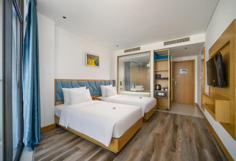 اتاق پریمیوم با بالکن, San Marino Boutique Danang