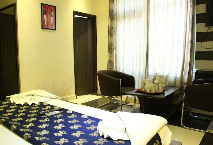 Camera Deluxe, Shagun Residency Behror