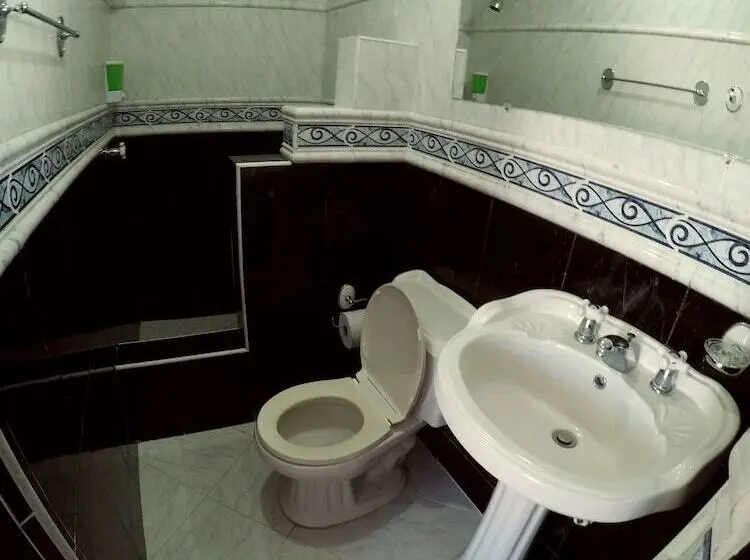 اتاق استاندارد چهار تخته, Wonderland Hostel By Gb Collection