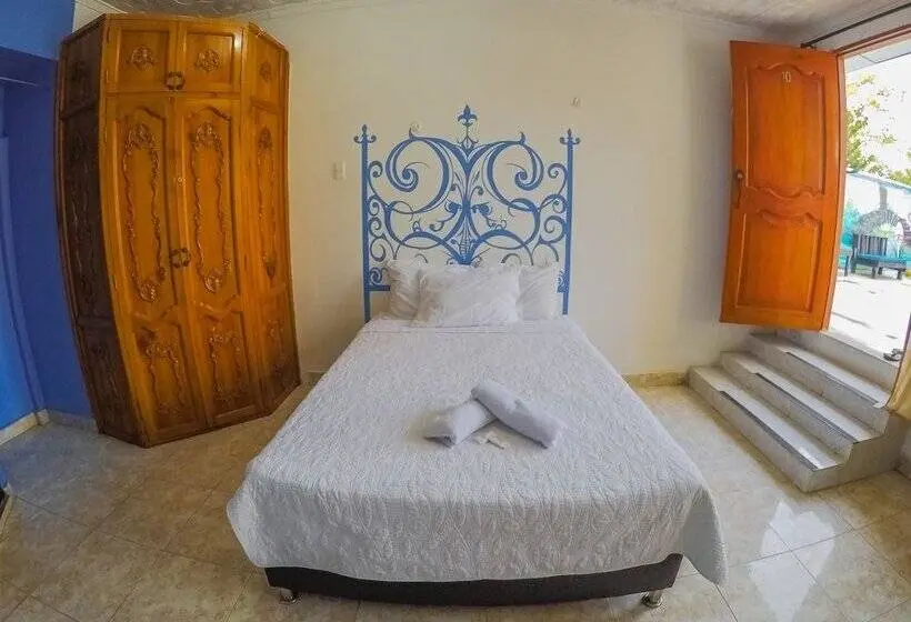 اتاق استاندارد چهار تخته, Wonderland Hostel By Gb Collection