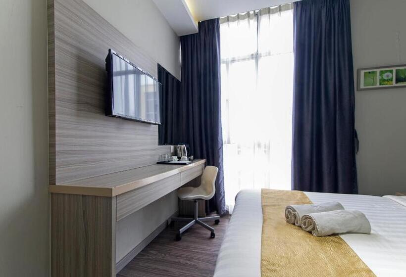 标准间, 99 Kelana Jaya