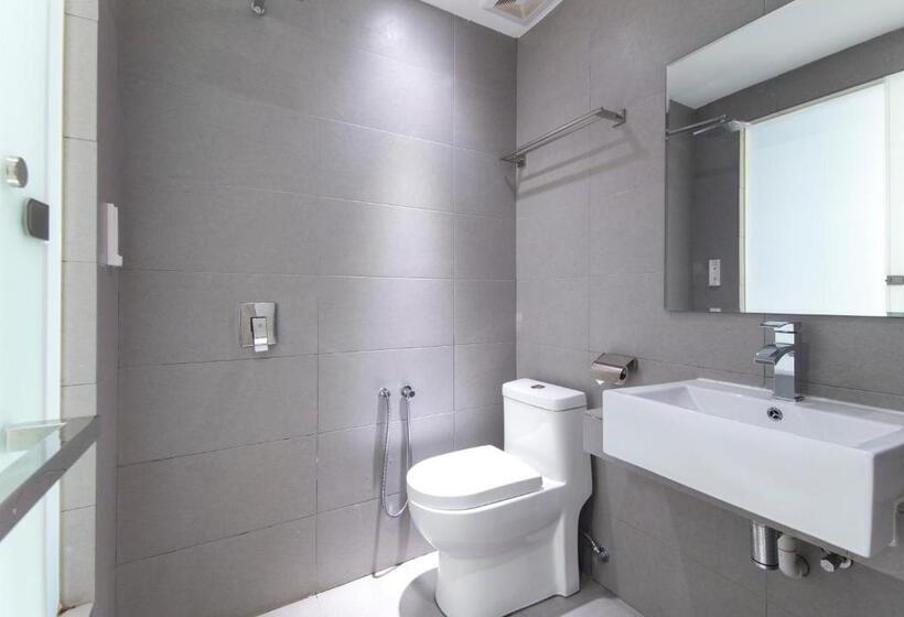 豪华家庭房间, 99 Kelana Jaya