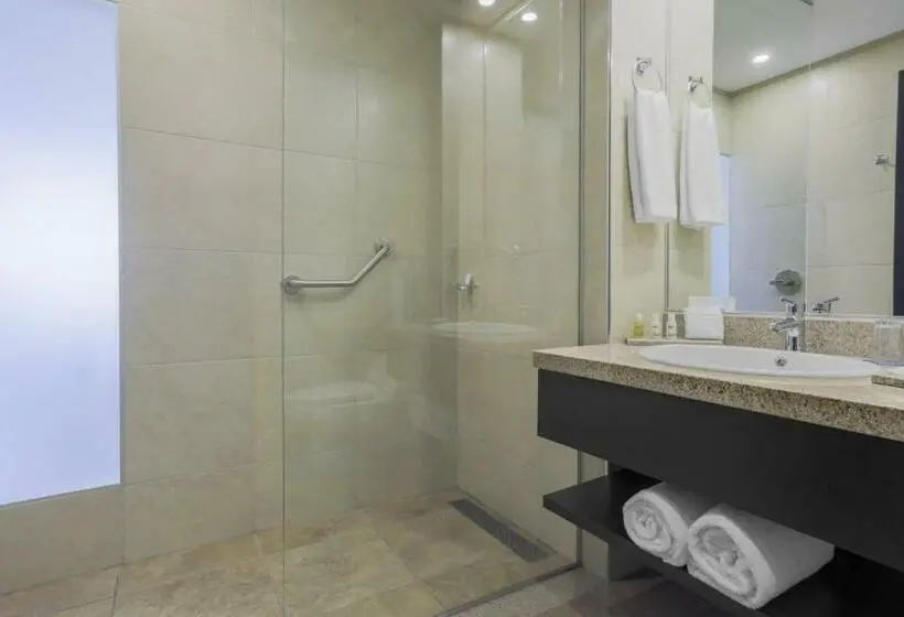 Habitación Estándar Cama King, Four Points By Sheraton Cuenca