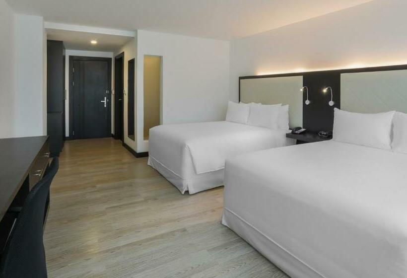Standard Room 2 Double Beds, Four Points By Sheraton Cuenca