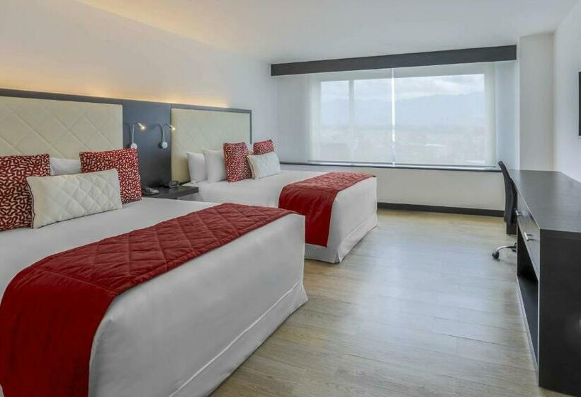 Номер Стандарт 2 Двуспальные Кровати, Four Points By Sheraton Cuenca