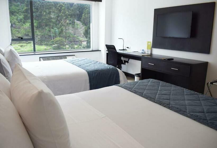 Standard Room 2 Double Beds, Four Points By Sheraton Cuenca