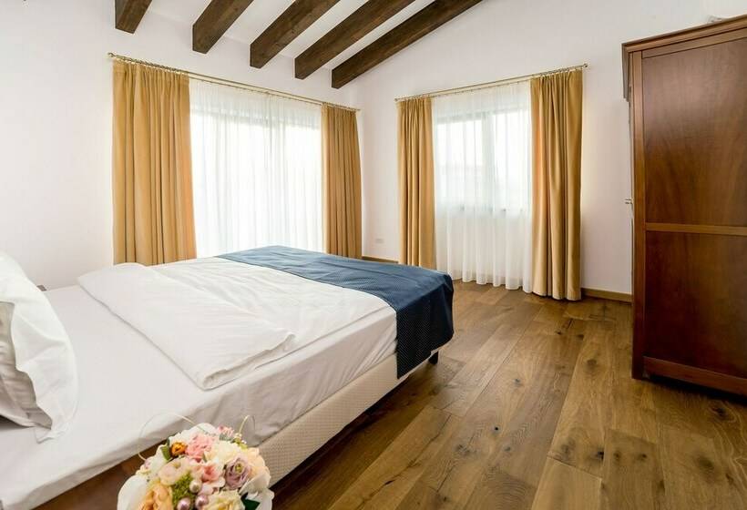 וילה בת חדר שינה 1, Theodora Golf Club