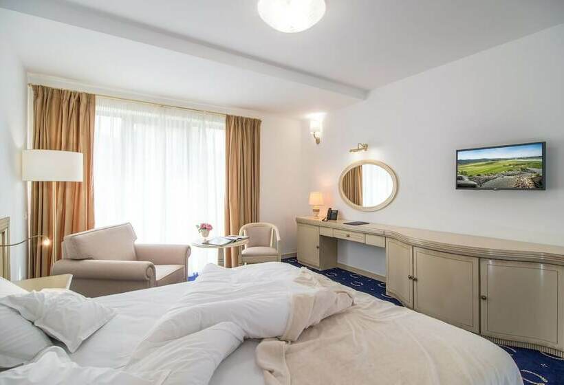 חדר סטנדרט, Theodora Golf Club