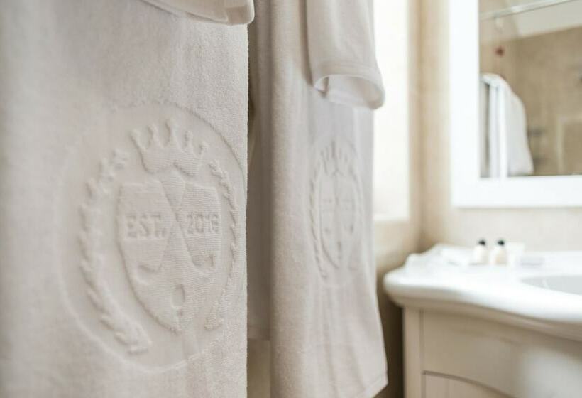 חדר סטנדרט, Theodora Golf Club