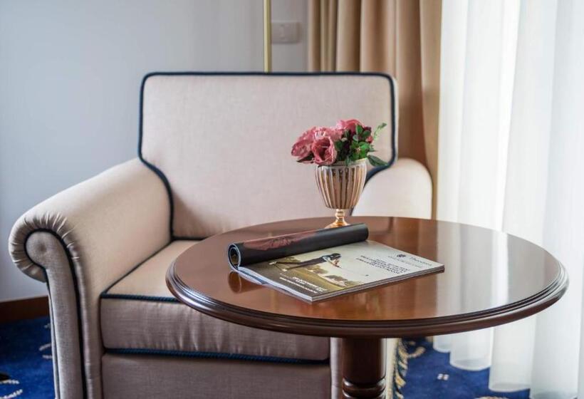 חדר סטנדרט, Theodora Golf Club