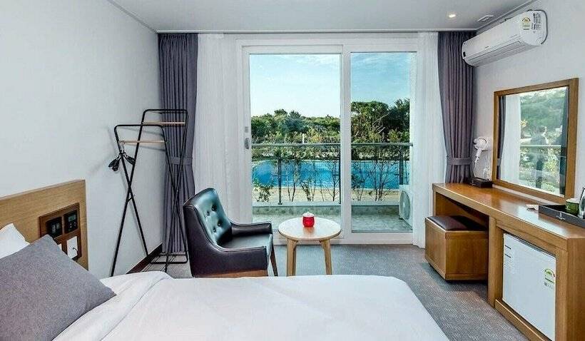 Номер Стандарт Вид на Сад, Ocean Square Resort