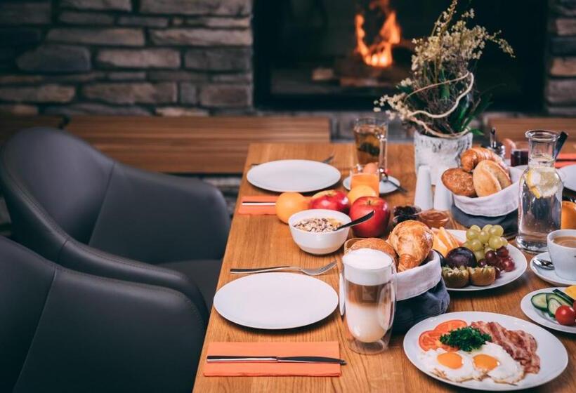 バルコニー付きデラックスルーム, Waldstrand Hotel Großschönau