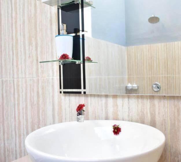 חדר משפחתי נוף לגינה, The Barari Villas