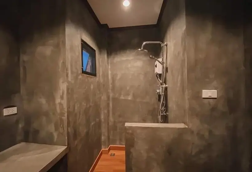 デラックスルーム, Blue Mountain Phangnga Resort