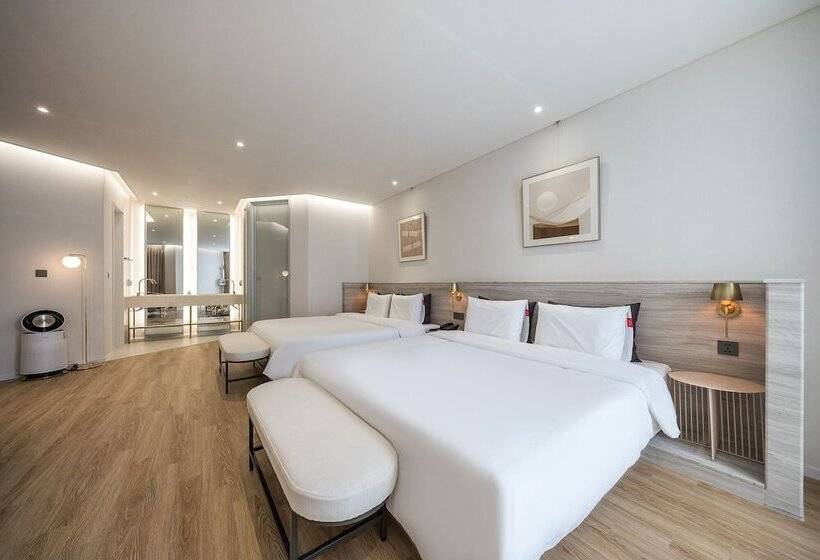 סוויטה, Brown Dot Hotel Masan Yangduck