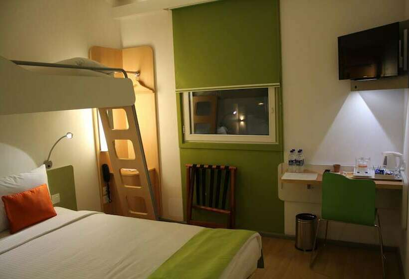 חדר סופריור, Ginger Lucknow