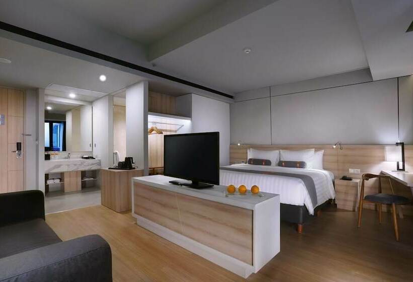 豪华房间, Harper Cikarang By Aston