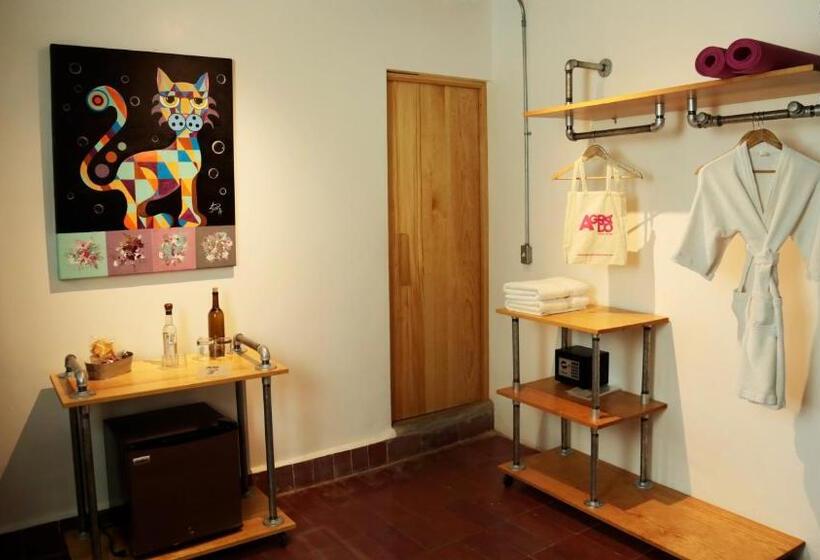 Номер Стандарт Вид на Сад, Agrado Guest House