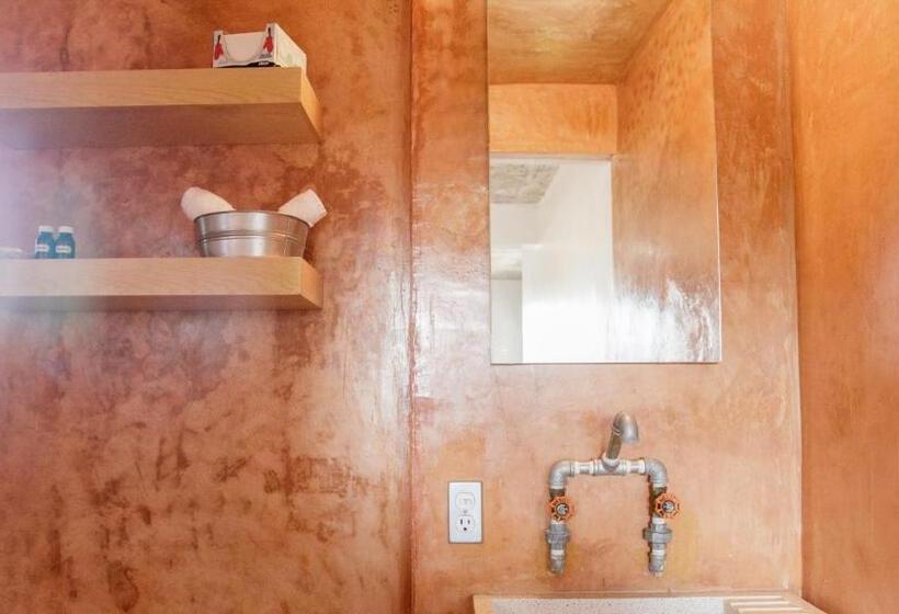 Люкс Вид на Сад, Agrado Guest House