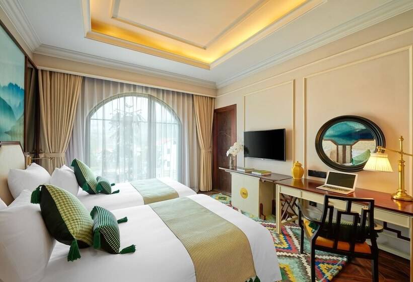 سوئیت پرزیدنت, Silk Path Grand Sapa Resort & Spa