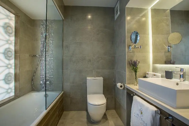 بانگلوی استاندارد, Silk Path Grand Sapa Resort & Spa