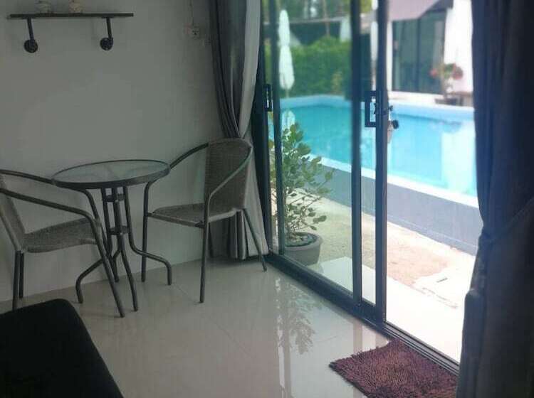 스탠다드 룸 풀장 전망, Loft Caravan Resort