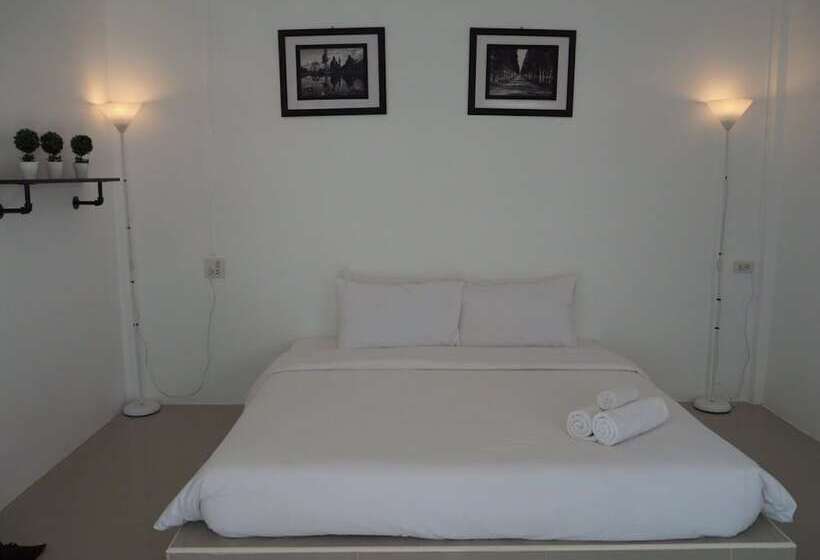 스탠다드 룸 풀장 전망, Loft Caravan Resort