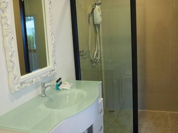 패밀리 룸 풀장 전망, Loft Caravan Resort