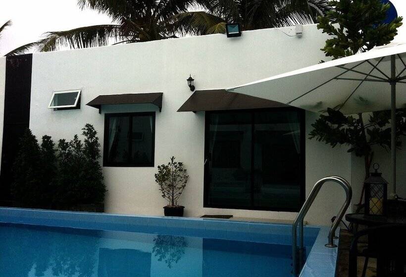 패밀리 룸 풀장 전망, Loft Caravan Resort