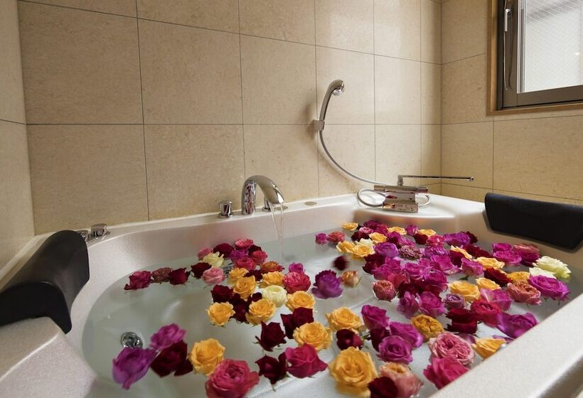 سوئیت پریمیوم, Villa Terrace Omura Hotels & Resorts